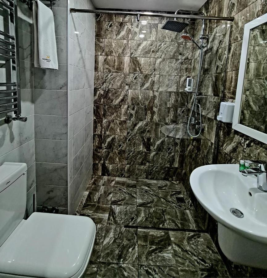 Mark City Hotel Baku Eksteriør billede